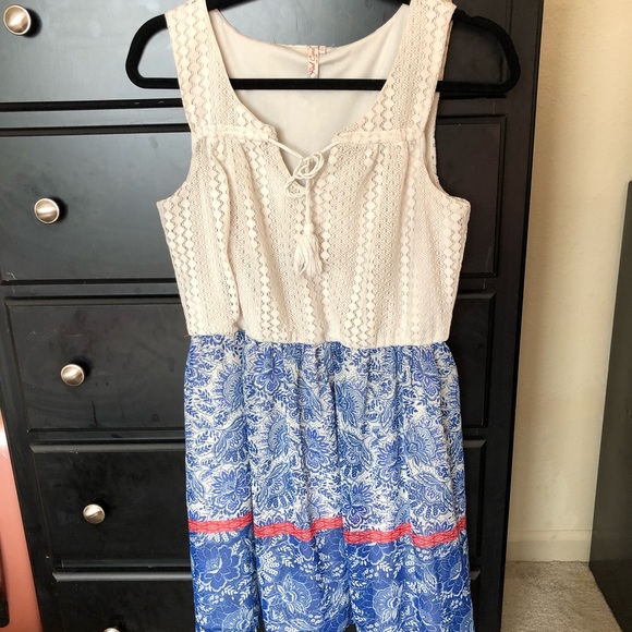 Boho Chic Midi Dress - Picture 1 of 2